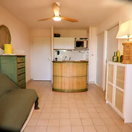 Face A La Avec Parking Apartment